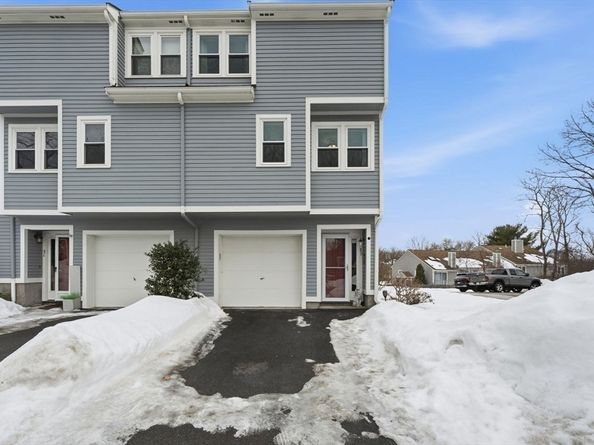 8 Russell Dr 7D, Salem MA 01970