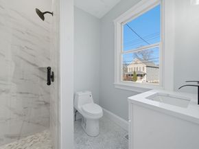 442 High St, Dedham MA 02026