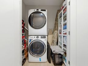 85 Myrtle St 106, Quincy MA 02171