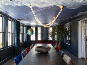 18 Maugus Avenue, Wellesley MA 02481