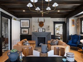 18 Maugus Avenue, Wellesley MA 02481