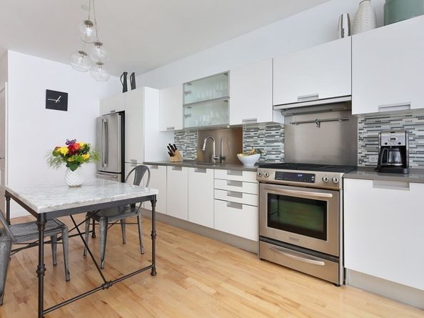 346 Congress St 305, Boston MA 02210