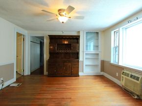 82 Flint St, Salem MA 01970