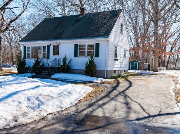 13 Dawes Street, Blackstone MA 01504