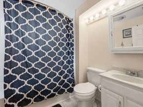 16 Manor Ave, Burlington MA 01803