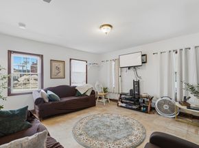 17 School St, Middleboro MA 02346