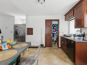 17 School St, Middleboro MA 02346