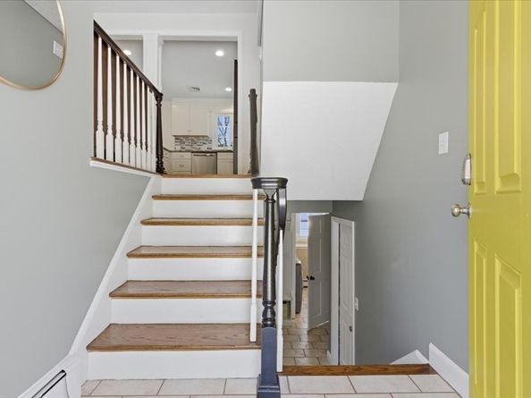 30 Snyder Rd, Medfield MA 02052