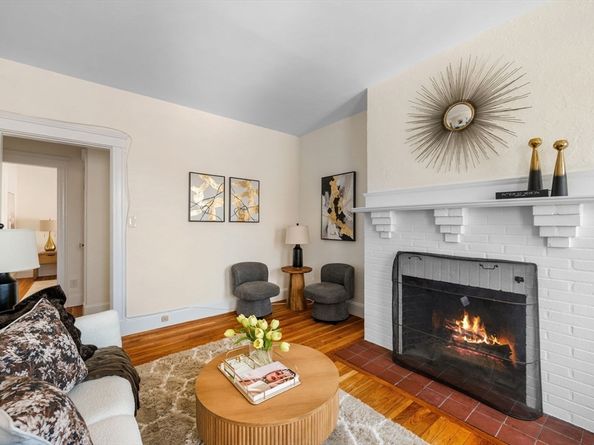 42 Linnaean St 15, Cambridge MA 02138