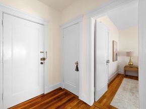 42 Linnaean St 15, Cambridge MA 02138