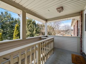 34 Gill Rd 4, Waltham MA 02453