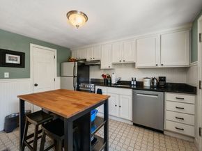 34 Gill Rd 4, Waltham MA 02453