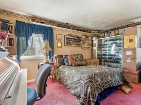 330 Sunderland Rd 80, Worcester MA 01604