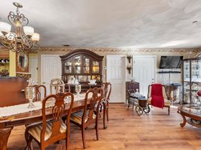 330 Sunderland Rd 80, Worcester MA 01604