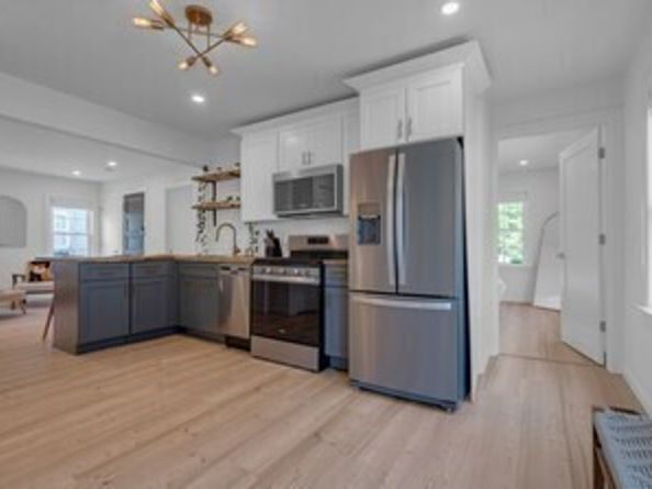 107 Mason St, Salem MA 01970