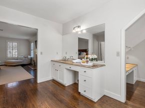 10 Queen Anne Rd, Hopkinton MA 01748