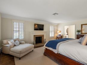 10 Queen Anne Rd, Hopkinton MA 01748