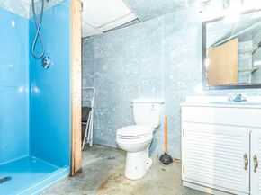 28 Mcdonnell Dr, Randolph MA 02368