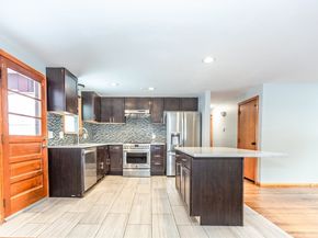 28 Mcdonnell Dr, Randolph MA 02368