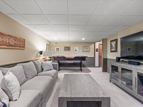 29 Bridge St, Medfield MA 02052