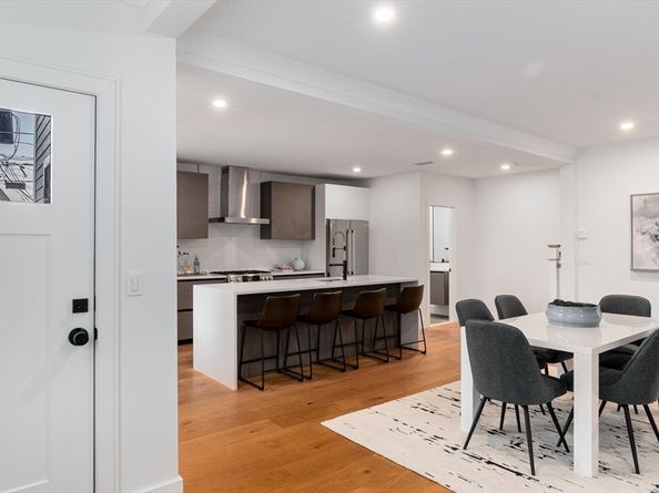 89 Cleveland St 89, Arlington MA 02474