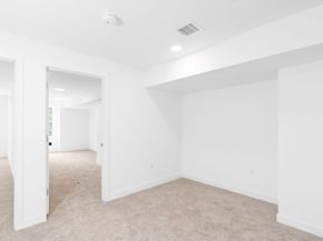 50 Frankfort St 10, Fitchburg MA 01420