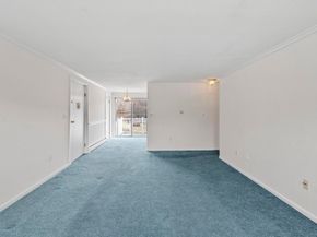 40 C Washington Park Drive 12, Andover MA 01810