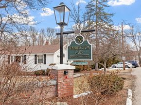 40 C Washington Park Drive 12, Andover MA 01810