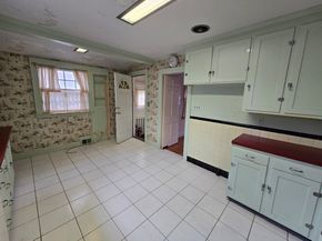 194 Parker, Newton MA 02459