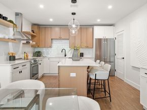 20 Audubon Way 109, Canton MA 02021