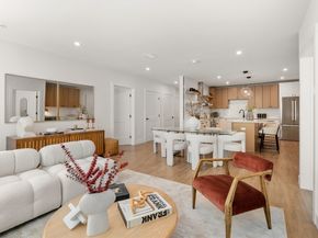 20 Audubon Way 109, Canton MA 02021