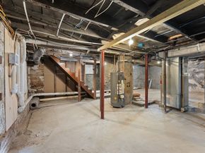 29 Hunt St, Brockton MA 02302