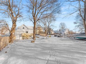 29 Hunt St, Brockton MA 02302