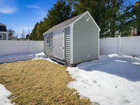 18 Wadsworth St, Danvers MA 01923