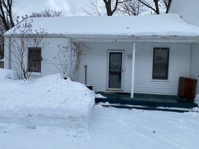 32 Vernon St, Waltham MA 02453