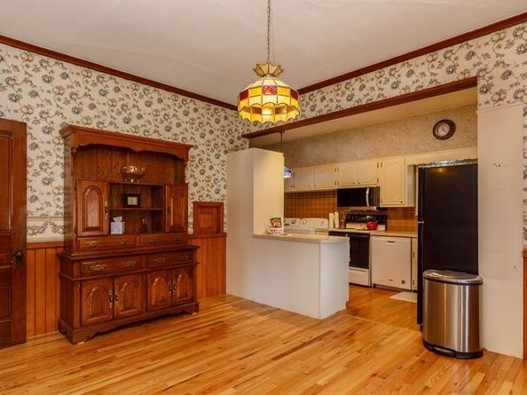 196 Chestnut Street, Gardner MA 01440