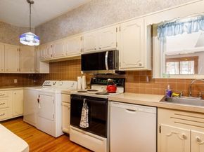 196 Chestnut Street, Gardner MA 01440