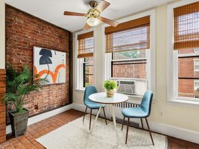 37 Saint Paul St 3, Brookline MA 02446