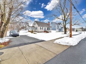 153 Colburn St, Dedham MA 02026