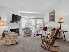 169 Tyson Common Lane 169, Braintree MA 02184