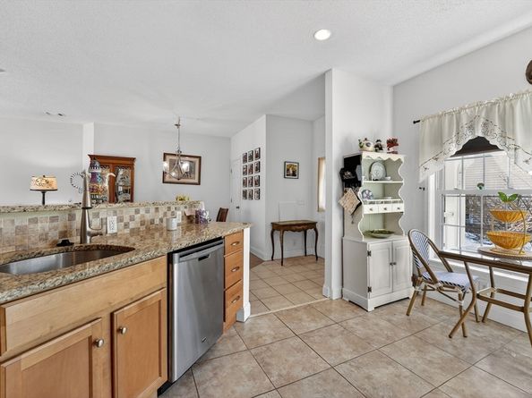 169 Tyson Common Lane 169, Braintree MA 02184