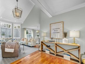 12 Robert Dr 12, Andover MA 01810