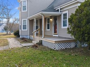 10 Charles St, West Bridgewater MA 02379