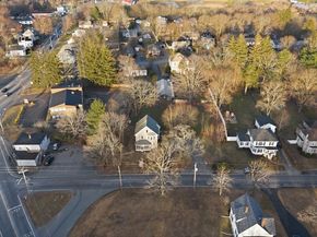 10 Charles St, West Bridgewater MA 02379