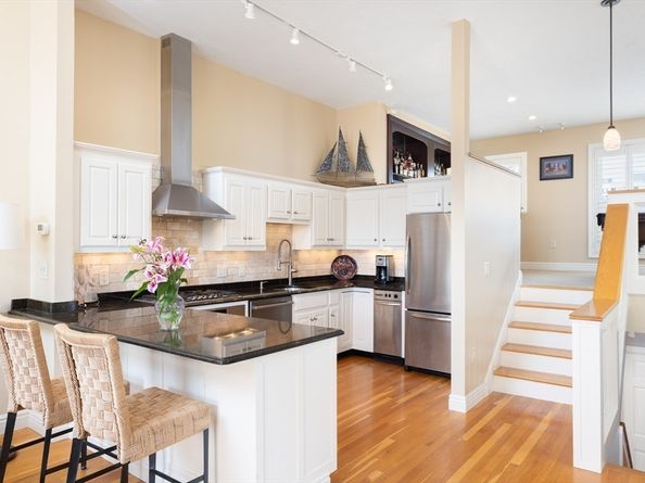 7 Cutter Lane 7, Quincy MA 02171