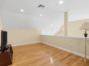 900 Lynnfield Street 37, Lynnfield MA 01940