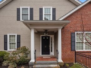 900 Lynnfield Street 37, Lynnfield MA 01940