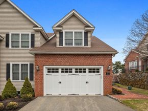 900 Lynnfield Street 37, Lynnfield MA 01940