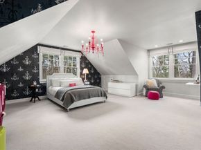 76 Hollis Street, Sherborn MA 01770
