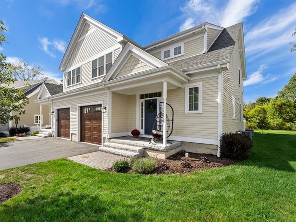 14 Sunset Way 14, Medfield MA 02052